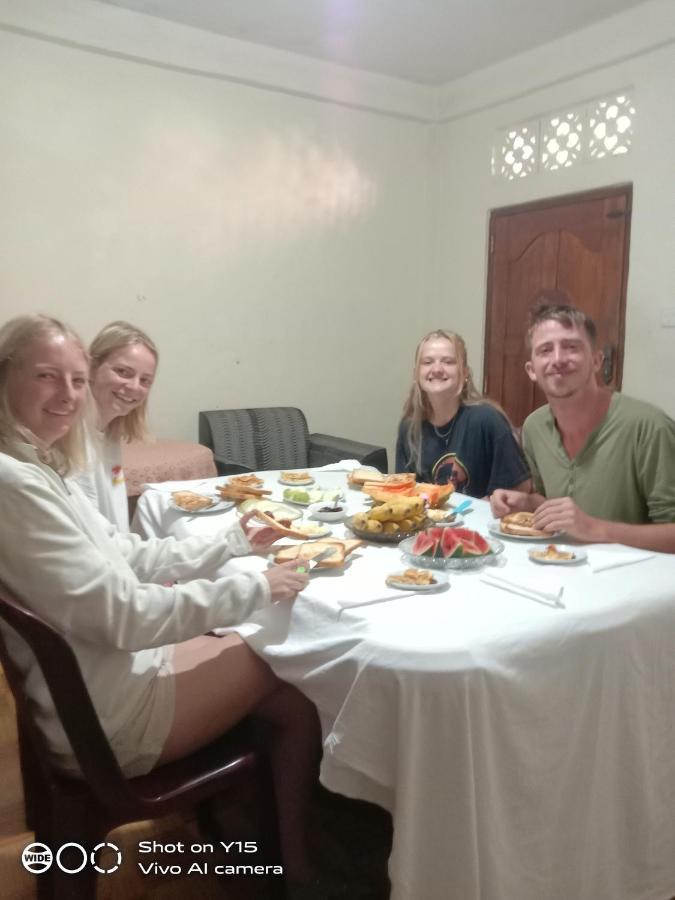 Trinish Homestay Hatton Eksteriør bilde